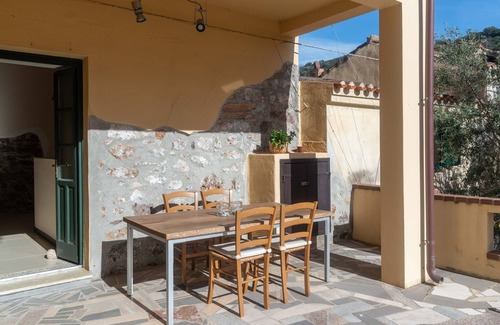 Onifai Apartment | Villa Il Casale Onifai- piano terra
