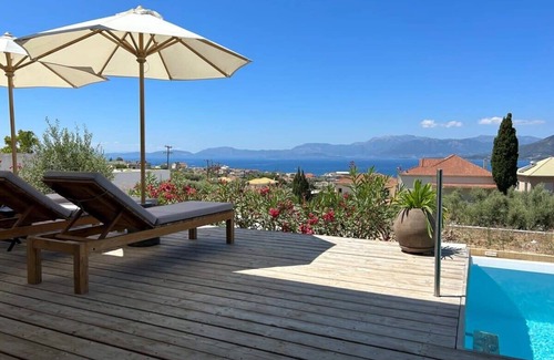 Aktio-Vonitsa Villa | Villa Ilios Summary: