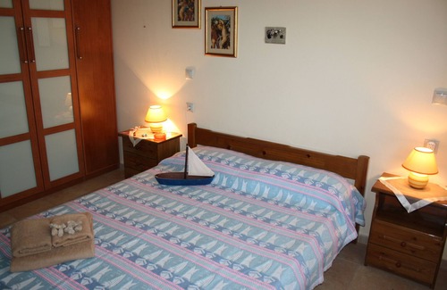 Milatos Villa | Villa "iliothea" seaside Milatos Crete, swimming pool ,bbq, up 15 people