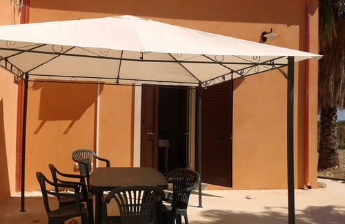 Avola Villa | Villa immersed in olive grove of camphor to 1. 5 km from the beach