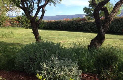 Cabrieres-d'Avignon House | Villa in a privileged setting with every comfort