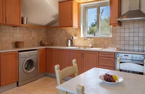 Douliana Villa | Villa in Almyrida with Private pool, Sea & Mountain Views - free wifi & air con