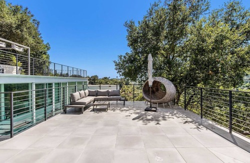 Beverly Hills House | Villa in Beverly Hills - Pool -Scenic Outlook 4b/b