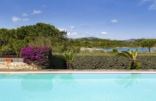 Capo Coda Cavallo Villa | Villa in Capo Coda Cavallo with 3 bedrooms sleeps 6