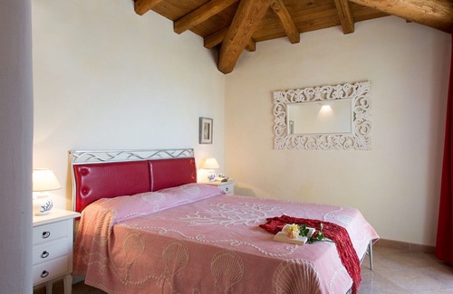 Capo Coda Cavallo Villa | Villa in Capo Coda Cavallo with 5 bedrooms sleeps 10