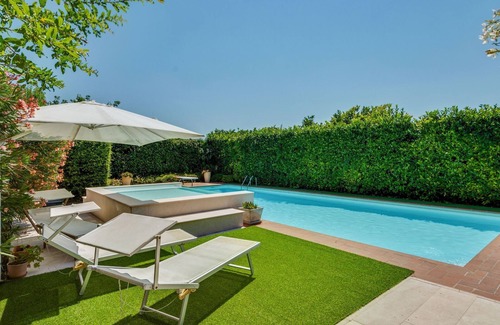 Castelbelforte House | Villa in Castelbelforte near Lago di Garda