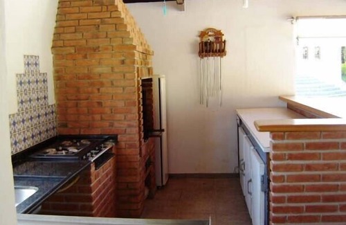 Mairinque House | Villa in condominium, polesp court, heated pool and view of green area