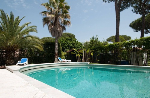 Forte dei Marmi Villa | Villa in Forte Dei Marmi with 5 bedrooms sleeps 10