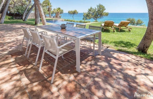 Tamarit Villa | Villa in front of the Sea in Tamarit - Tarragona · VILLA DALI