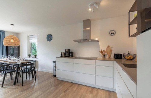 Julianadorp aan zee Villa | Villa in Julianadorp near the Beach