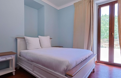 La Mole Villa | Villa in La Môle with 6 bedrooms sleeps 12
