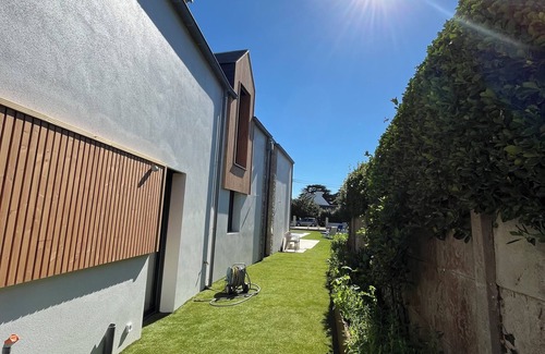 Larmor-Baden Villa | Villa in Larmor-Baden, swimming pool, pôele and pétanque court 100m from the sea