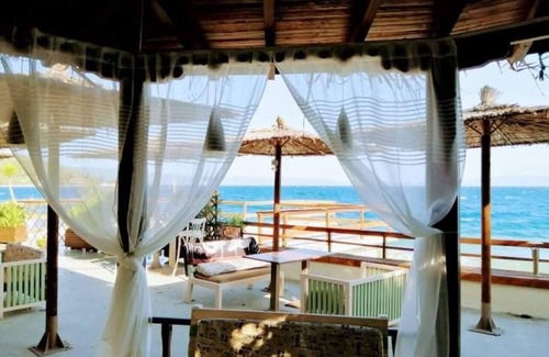 Volos Villa | Villa in Malaki in Sea With PlayGround