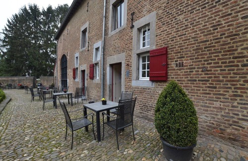 Mesch House | Villa in Mesch with Garden