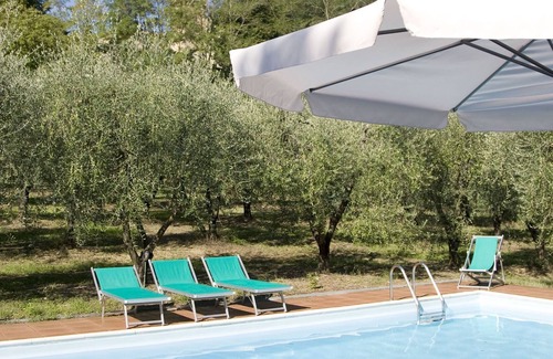 Montelopio Villa | Villa in Montelopio with 5 bedrooms sleeps 9