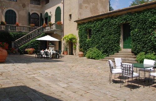 Montelopio Villa | Villa in Montelopio with 5 bedrooms sleeps 9