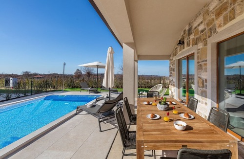 Karojba Villa | Villa in Motovun with Private Pool and Views