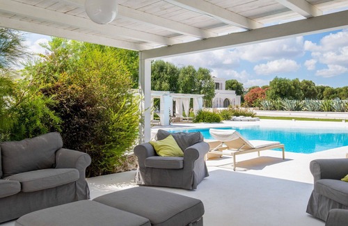 Ostuni Villa | Villa in Ostuni with 9 bedrooms sleeps 18