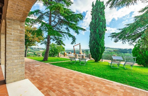 Pesaro Villa | Villa in Pesaro with 4 bedrooms sleeps 10