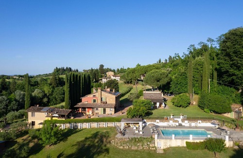 Gambassi Terme Villa | Villa in Pillo with 7 bedrooms sleeps 14