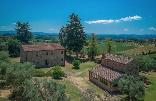 Poggibonsi Villa | Villa in Poggibonsi with 6 bedrooms sleeps 12