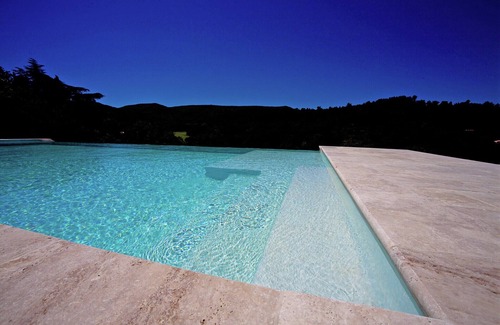 Martres-Tolosane Villa | Villa in Provence with Infinity Pool