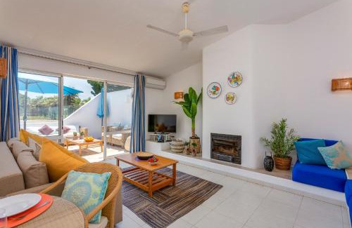 Branqueira Villa | Villa in Quinta da Balaia
