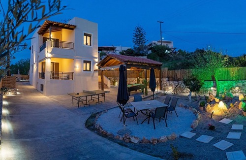 Sfakaki Villa | Villa in Sfakaki with Pool near Beach
