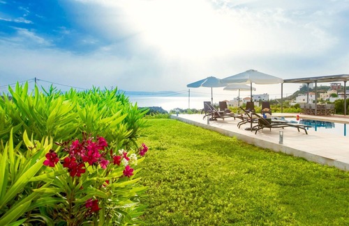 Stavros Villa | Villa in Tersanas with Sea Views & Pool
