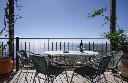 Mousata Villa | Villa in Vlachata with private pool and stunning views close to Lourdas.