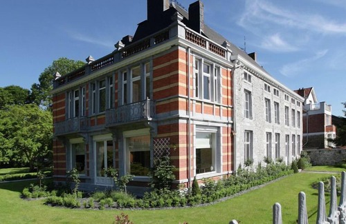 Wanze Villa | Villa in Wanze with Pool and Tennis Court
