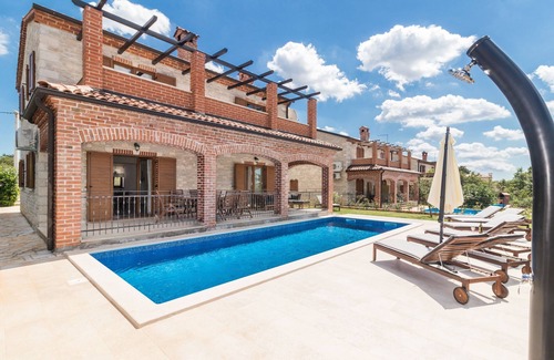 Stifanici Villa | Villa Ingrid with large pool near Porec