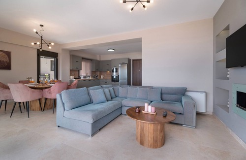 Spanokhorion Villa | Villa 'Ioni 2' with Sea View, Wi-Fi and Air Conditioning