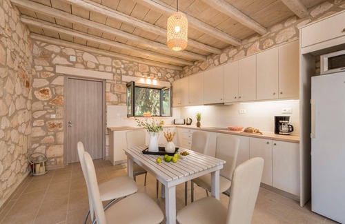 Ano Vasilikos Villa | Villa Ionio Elia by Villa Plus