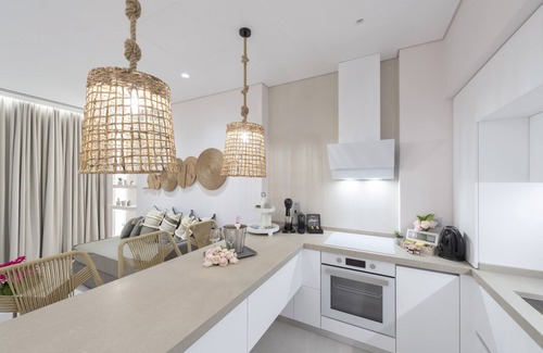 Katomerion Villa | Villa "Ira" with Sea View, Private Pool & Wi-Fi