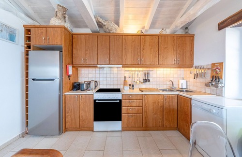 Antipaxos Villa | Villa 'Iremia Antipaxos' with Sea View, Wi-Fi and Air Conditioning