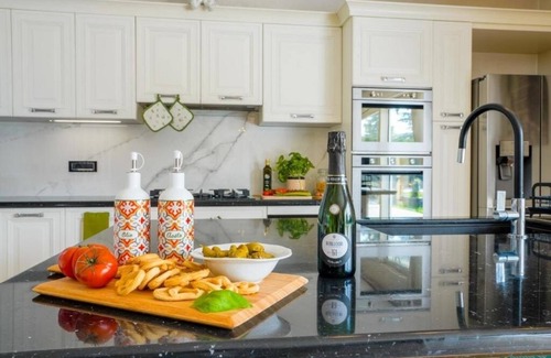 Pagnano Villa | Villa Isabel - Charming near Venice