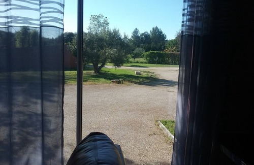 L'Isle-sur-la-Sorgue Villa | Villa Isle on the quiet Sorgue with pool