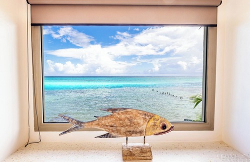 Otumai Villa | Villa Iti - 3BR Oceanfront Villa w/Beautiful Pool