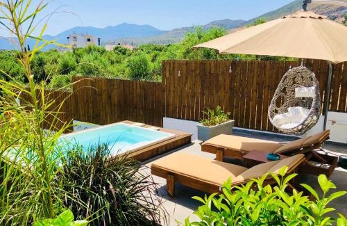 Hersonissos Centre Apartment | Villa Izabela Apartments with Private Pools