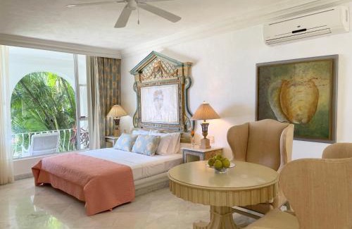 Las Brisas Villa | VILLA JADE LUXURY FULL SERVICE STAFF VILLA