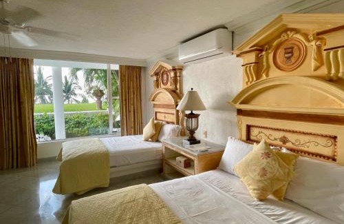 Las Brisas Villa | VILLA JADE LUXURY FULL SERVICE STAFF VILLA