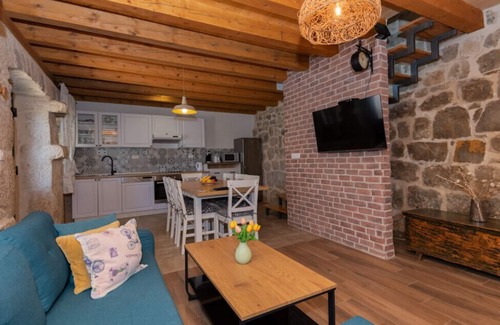 Prolozac Villa | Villa Janja - Makarska by Villas Guide