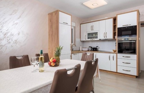 Bibici Villa | Villa Jessica by Istrabook