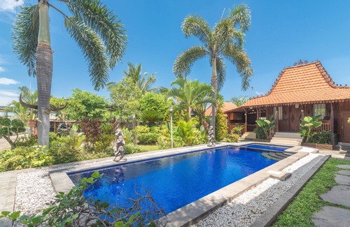 Lokapaksa Villa | Villa Joglo Catu - Private Pool, Green Village, And Rice Field View