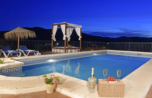 Comares Villa | Villa José 2, 12 Pers, Heated Pool, Wifi, A/C, Petfriendly, sea view