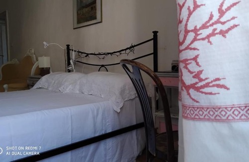 Bosa Historic Centre Bed & Breakfast | Villa Julia