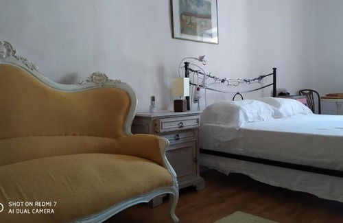 Bosa Historic Centre Bed & Breakfast | Villa Julia