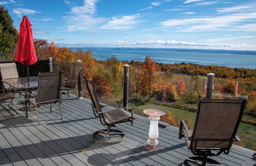 Pointe-au-Pic Villa | Villa Julie,53-acre domain with spectacular views on the river,2-km hiking trail