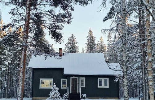 Inari Villa | Villa Kaikuranta Inarinjärven rannalla